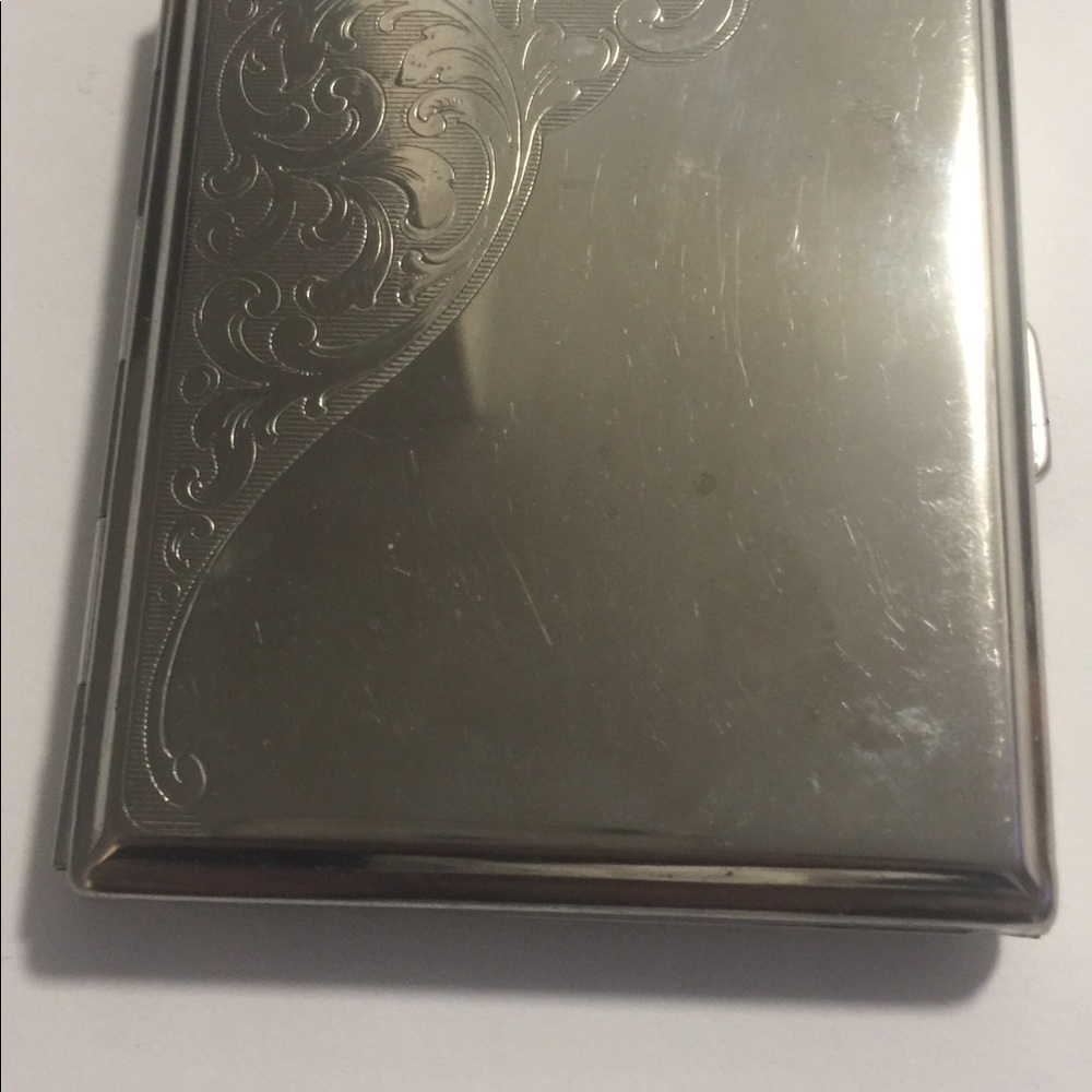 Women’s Vintage Cigarette Holder ( Card Holder)